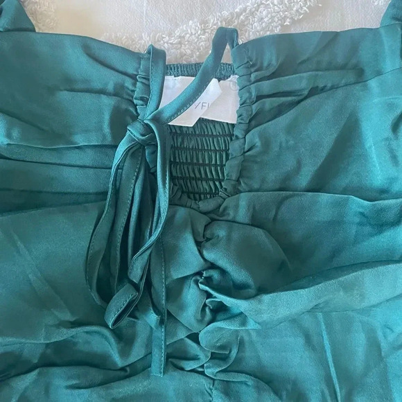 Six/Fifty Keyhole Green Blouse - Picture 3 of 5